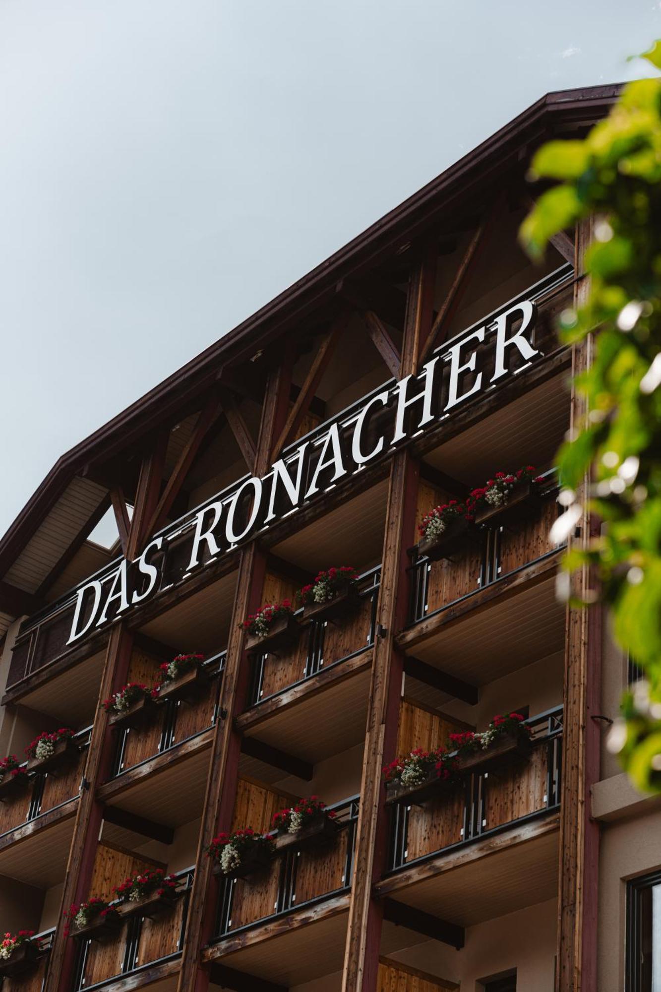 Das Ronacher Thermal Spa Hotel バド クラインキルヒハイム エクステリア 写真